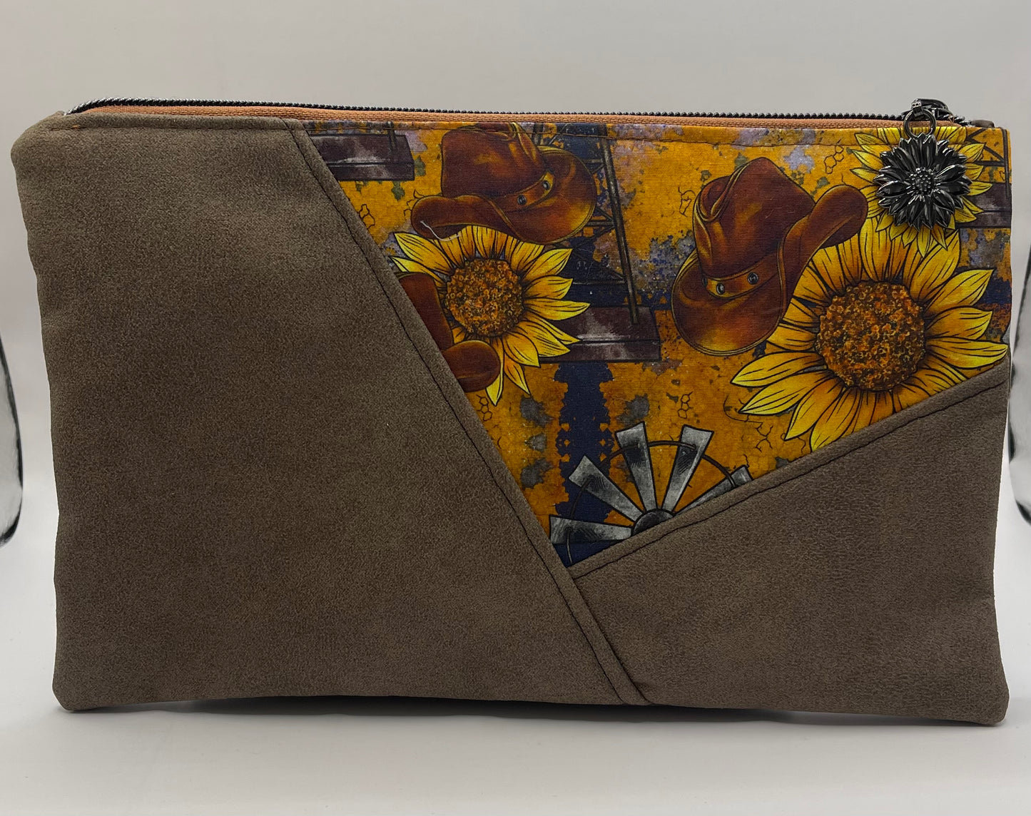 Sunflower Clutch