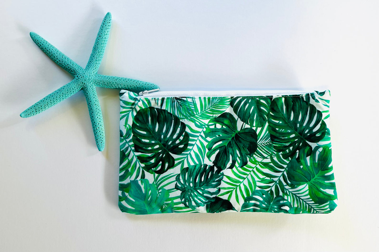 Green Leaves - Zipper Pouch