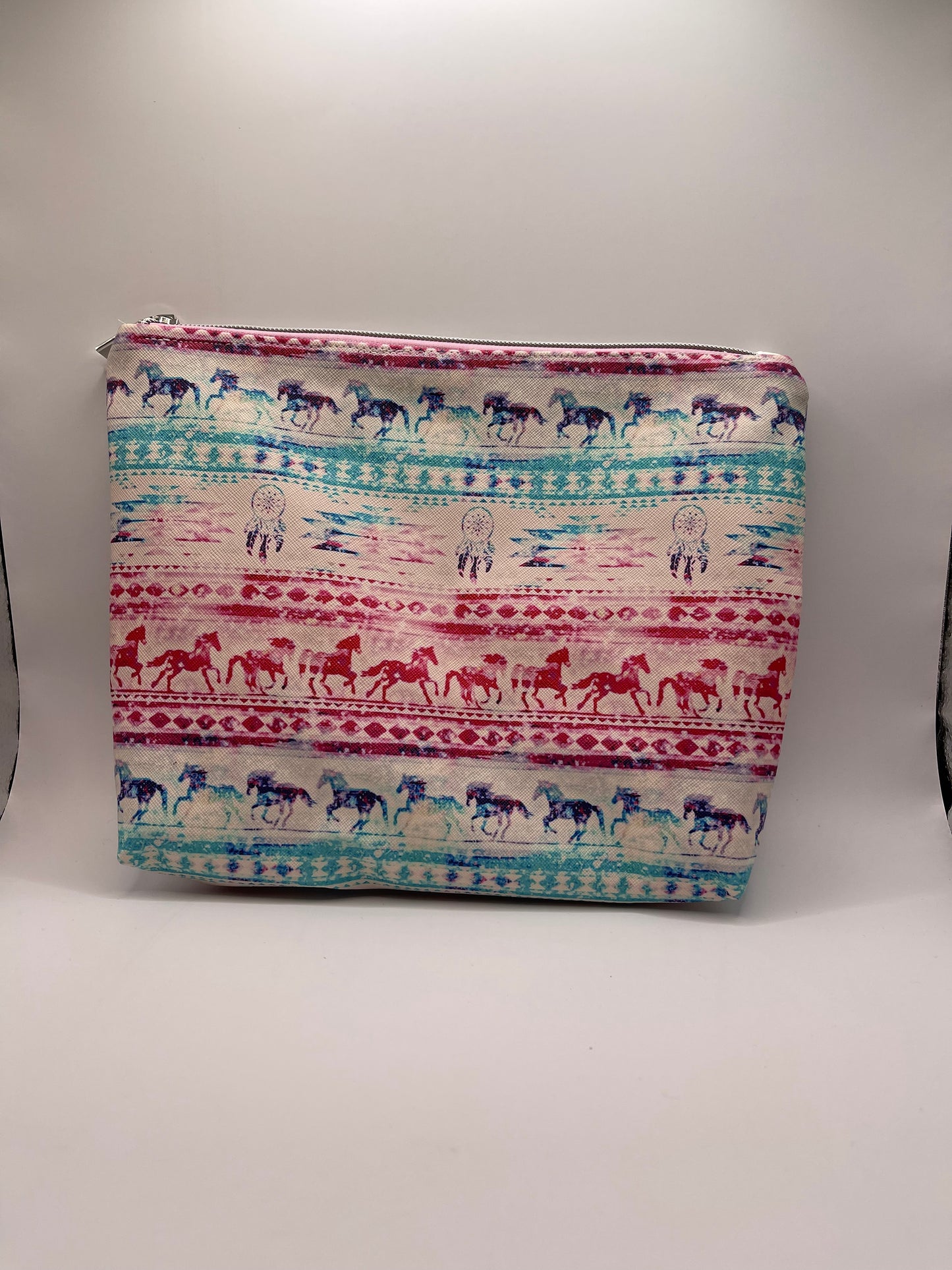 Aztec Mustang Toiletry Bag