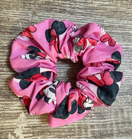 Design 46 - Minnie Mouse