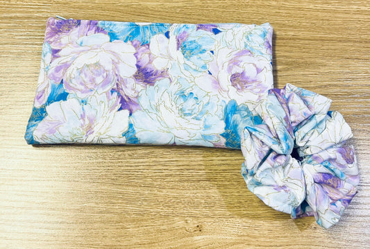 Blue Flowers - Zipper Pouch