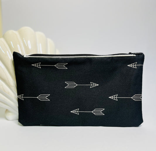 Black & White Arrow - Zipper Pouch